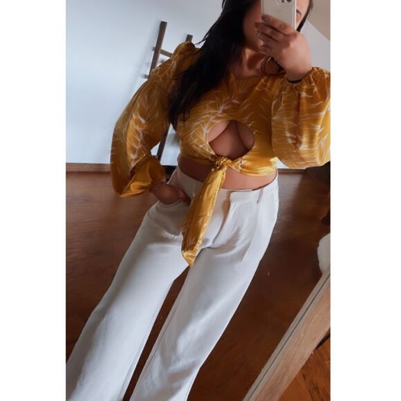 Cream pants  - Picture 3 of 7